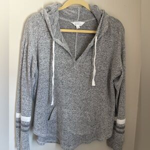 Market & Spruce Heather Gray Hoodie Top